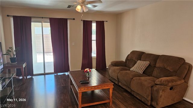 11832 Magliana Street, Las Vegas, NV 89183