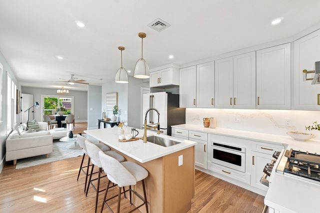 750 Mount Auburn St. 750, Watertown, MA 02472