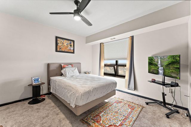 500 E Grant Street 1806, Minneapolis, MN 55404