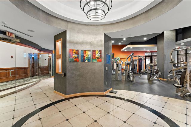 500 E Grant Street 1806, Minneapolis, MN 55404