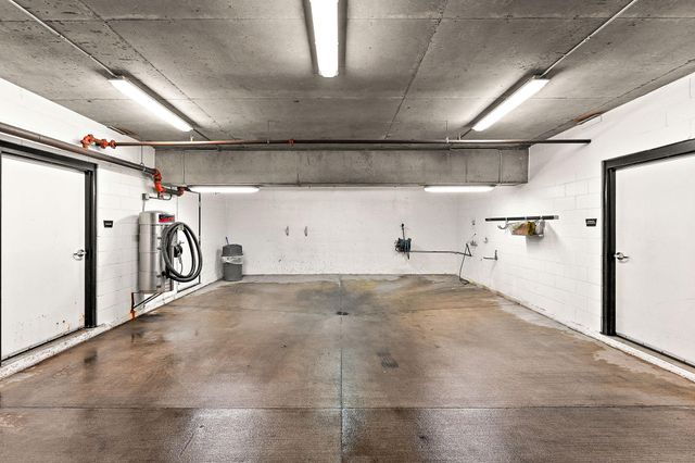 500 E Grant Street 1806, Minneapolis, MN 55404