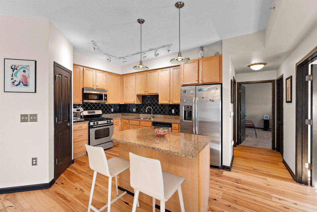 500 E Grant Street 1806, Minneapolis, MN 55404