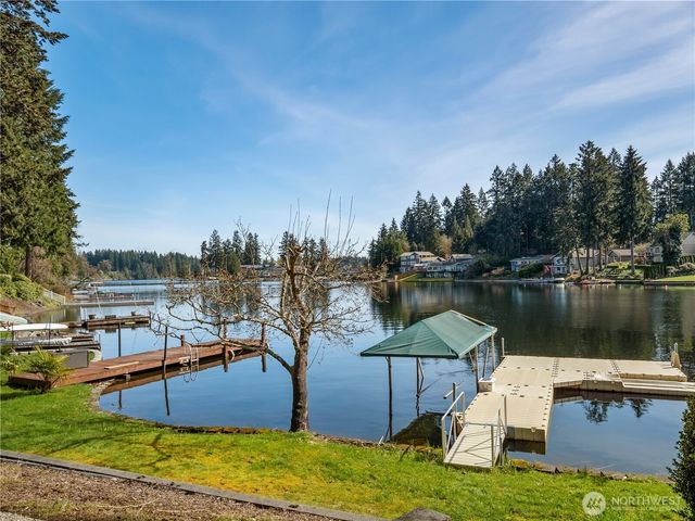 7217 20th Avenue SE, Lacey, WA 98503