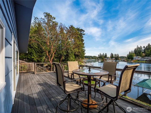 7217 20th Avenue SE, Lacey, WA 98503