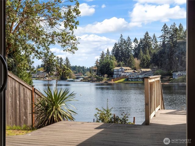 7217 20th Avenue SE, Lacey, WA 98503