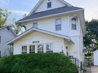2010 Latham Street, Rockford, IL 61103