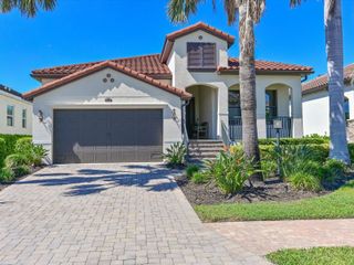 6220 CHAMPIONS ROW STREET, Bradenton, FL 34210