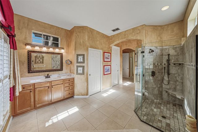 12518 LAKE JOVITA BOULEVARD, Dade City, FL 33525