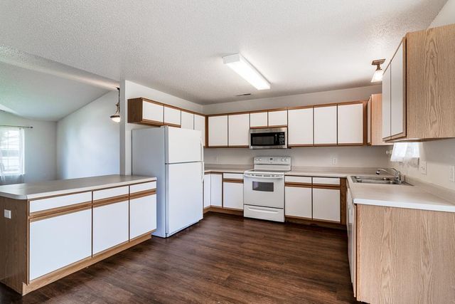 108 Gull Path, Mankato, MN 56001