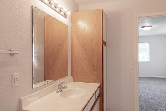 108 Gull Path, Mankato, MN 56001