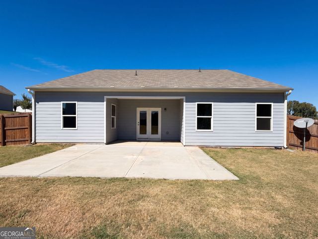 62 Pond Court, Hoschton, GA 30548