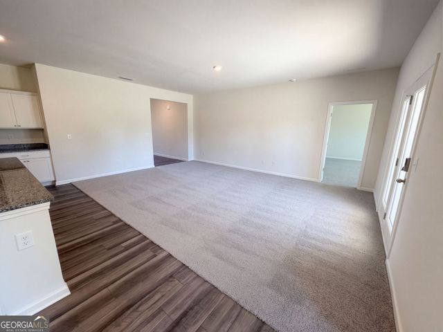 62 Pond Court, Hoschton, GA 30548
