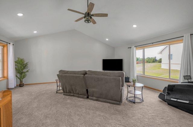 867 160th Lane NW, Andover, MN 55304