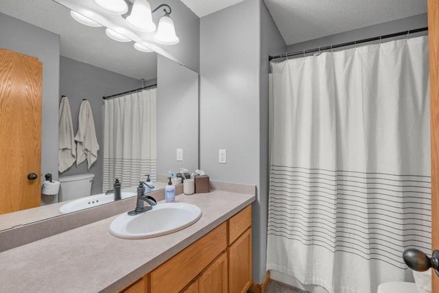 867 160th Lane NW, Andover, MN 55304
