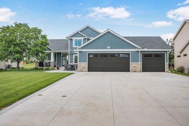 867 160th Lane NW, Andover, MN 55304