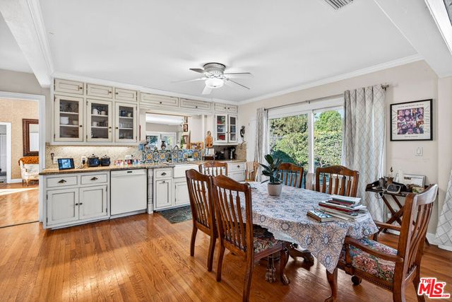 5119 Quakertown Avenue, Woodland Hills, CA 91364