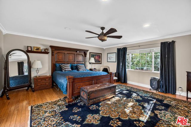 5119 Quakertown Avenue, Woodland Hills, CA 91364