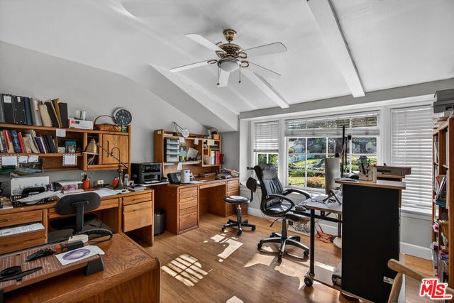 5119 Quakertown Avenue, Woodland Hills, CA 91364