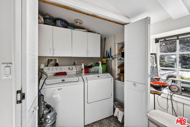 5119 Quakertown Avenue, Woodland Hills, CA 91364