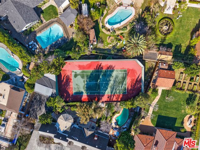 5119 Quakertown Avenue, Woodland Hills, CA 91364