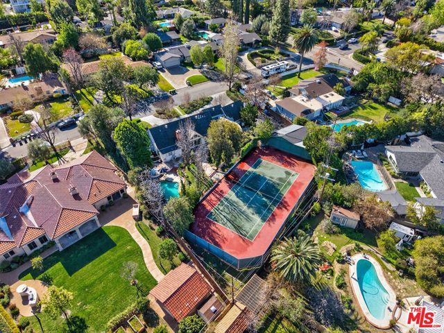 5119 Quakertown Avenue, Woodland Hills, CA 91364