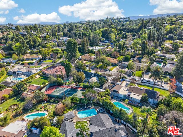 5119 Quakertown Avenue, Woodland Hills, CA 91364