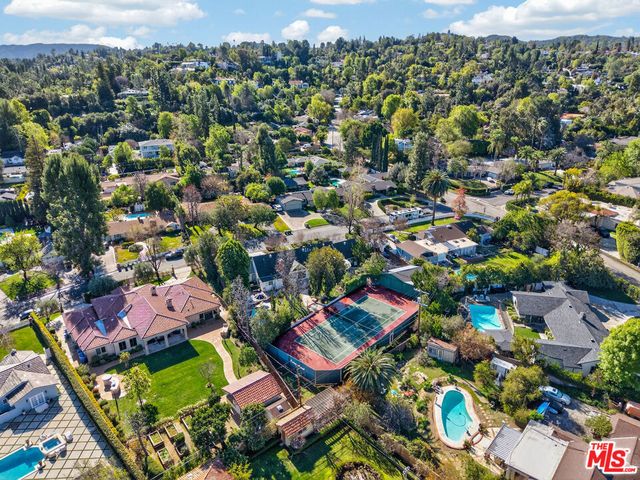 5119 Quakertown Avenue, Woodland Hills, CA 91364