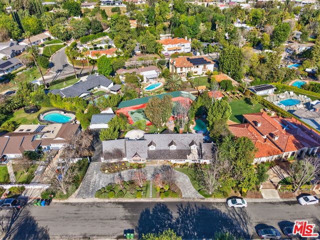 5119 Quakertown Avenue, Woodland Hills, CA 91364