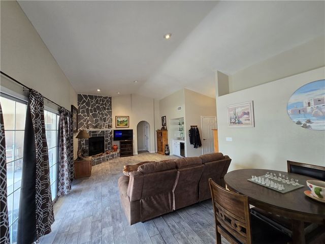 1550 Mountain Trail Road, Kingman, AZ 86401