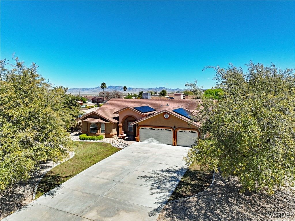 1550 Mountain Trail Road, Kingman, AZ 86401