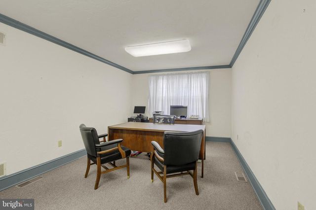 209 BROADWAY, Hanover, PA 17331