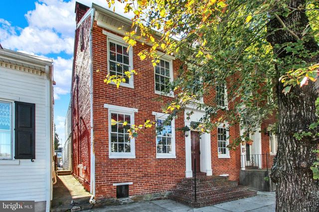 209 BROADWAY, Hanover, PA 17331