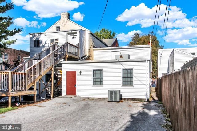 209 BROADWAY, Hanover, PA 17331