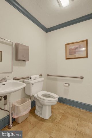 209 BROADWAY, Hanover, PA 17331