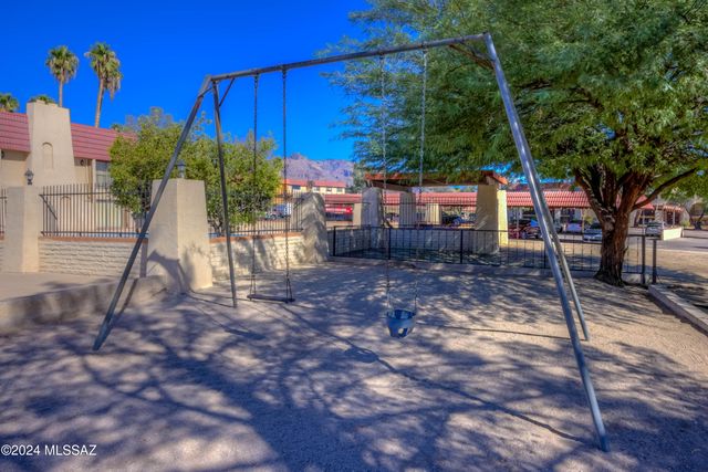 6322 N Barcelona Ln Unit 519, Tucson, AZ 85704