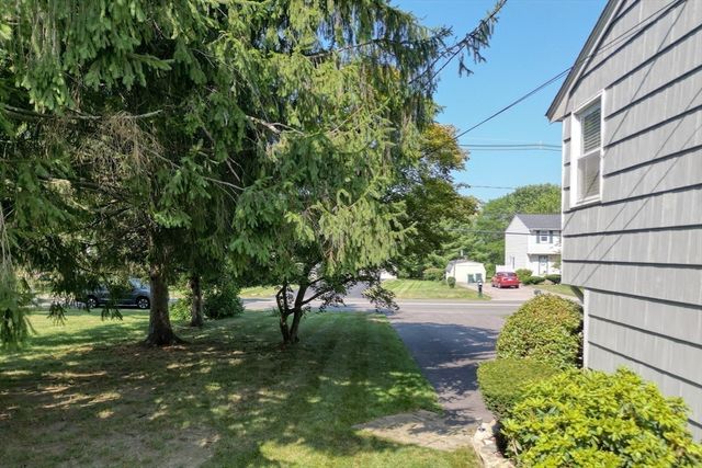 413 Linwood St, Abington, MA 02351