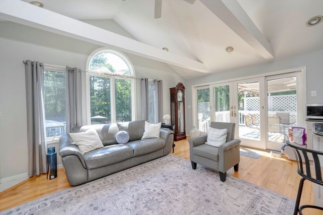 413 Linwood St, Abington, MA 02351