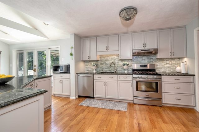 413 Linwood St, Abington, MA 02351