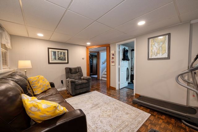 413 Linwood St, Abington, MA 02351