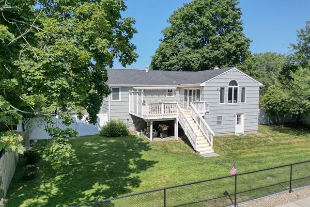 413 Linwood St, Abington, MA 02351