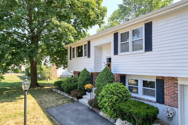 413 Linwood St, Abington, MA 02351