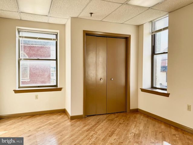 6155 MAIN STREET, East Petersburg, PA 17520