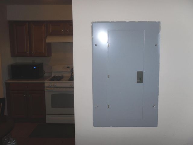 31 Beaman Brook 31, Bloomfield, CT 06002