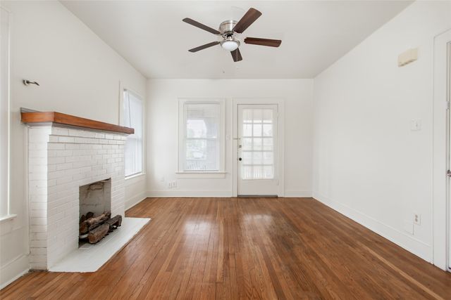 4809.5 Reiger Avenue, Dallas, TX 75246