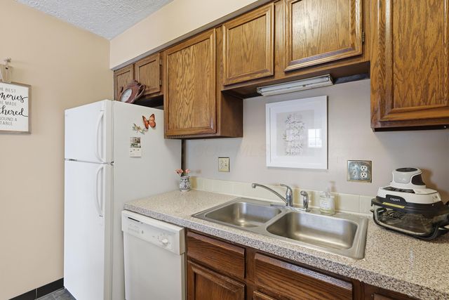 2534 Home Acre Drive, 34, Columbus, OH 43231