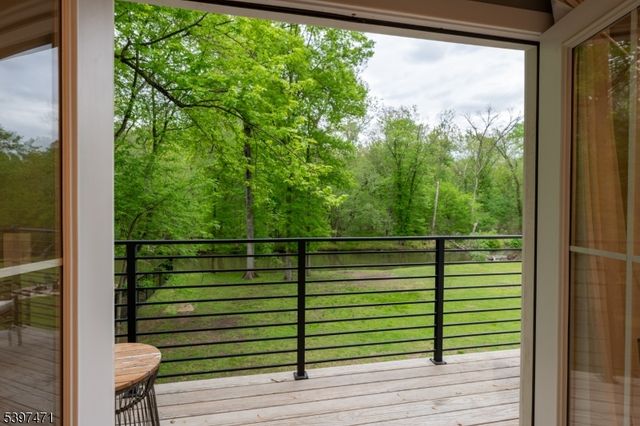 276 River Dr, River Vale Twp., NJ 07675