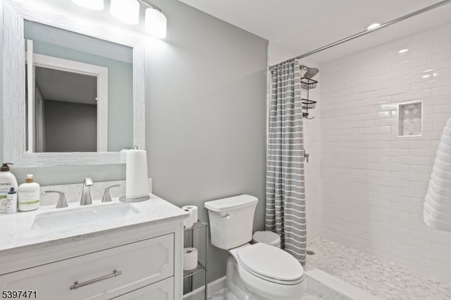 276 River Dr, River Vale Twp., NJ 07675