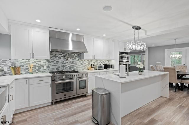 276 River Dr, River Vale Twp., NJ 07675