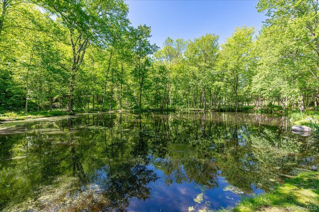 143 E Middle Patent Road, Bedford, NY 10506