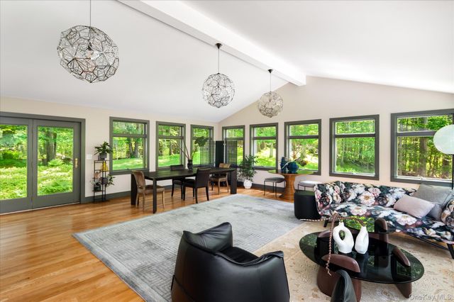 143 E Middle Patent Road, Bedford, NY 10506